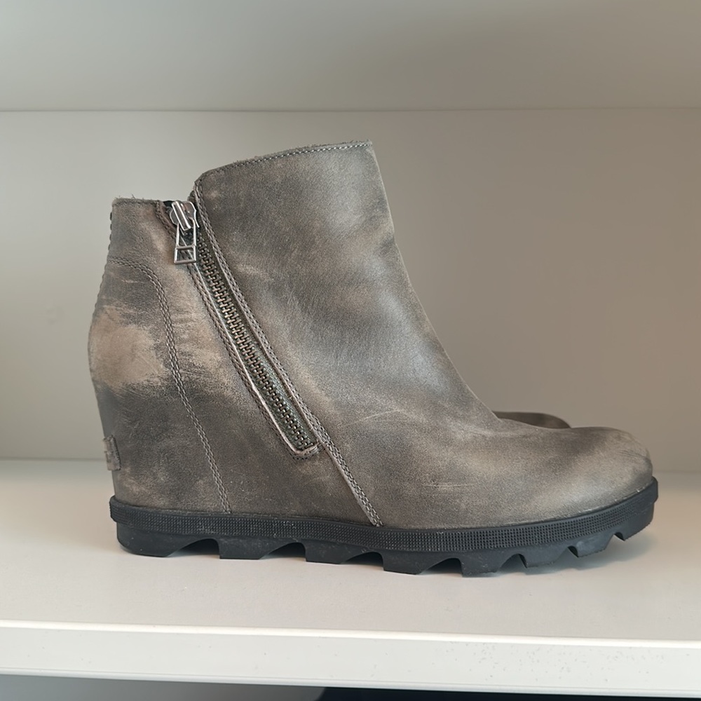 Sorel Wedge Boots